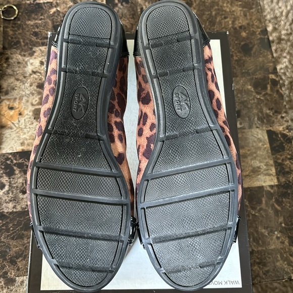 Leopard print flats - Picture 3 of 6